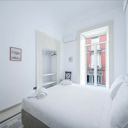 Casa Dante - Historic Apartment In The Perfect Naples Location Bagian luar foto