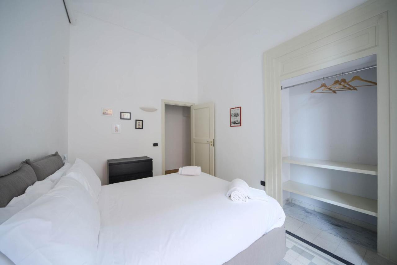 Casa Dante - Historic Apartment In The Perfect Naples Location Bagian luar foto